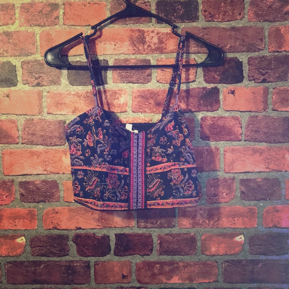 Crop top